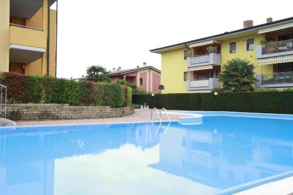 Garden Residence Appartamento Con Terrazzo E Piscina Desenzano del Garda Extérieur photo