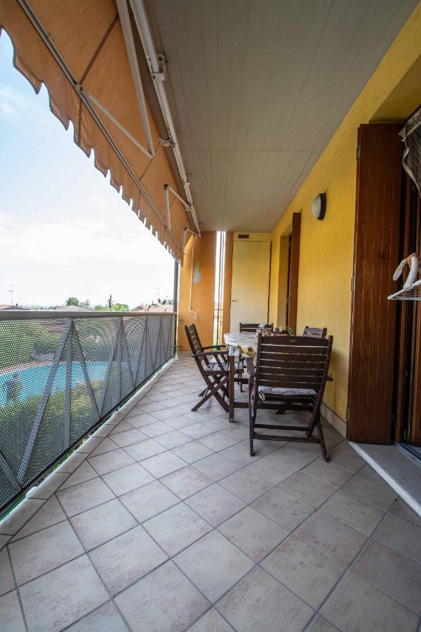 Garden Residence Appartamento Con Terrazzo E Piscina Desenzano del Garda Extérieur photo