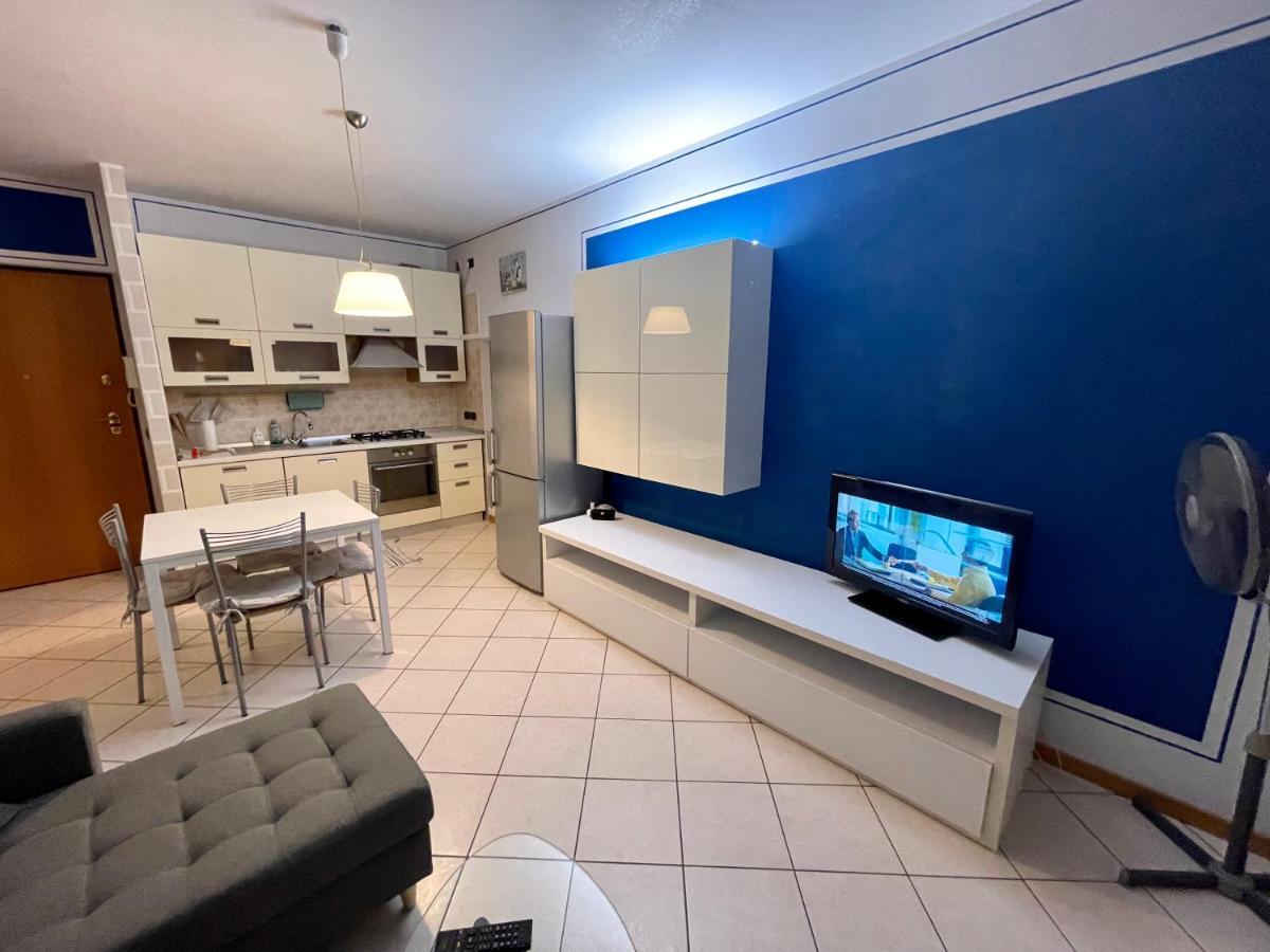 Garden Residence Appartamento Con Terrazzo E Piscina Desenzano del Garda Extérieur photo