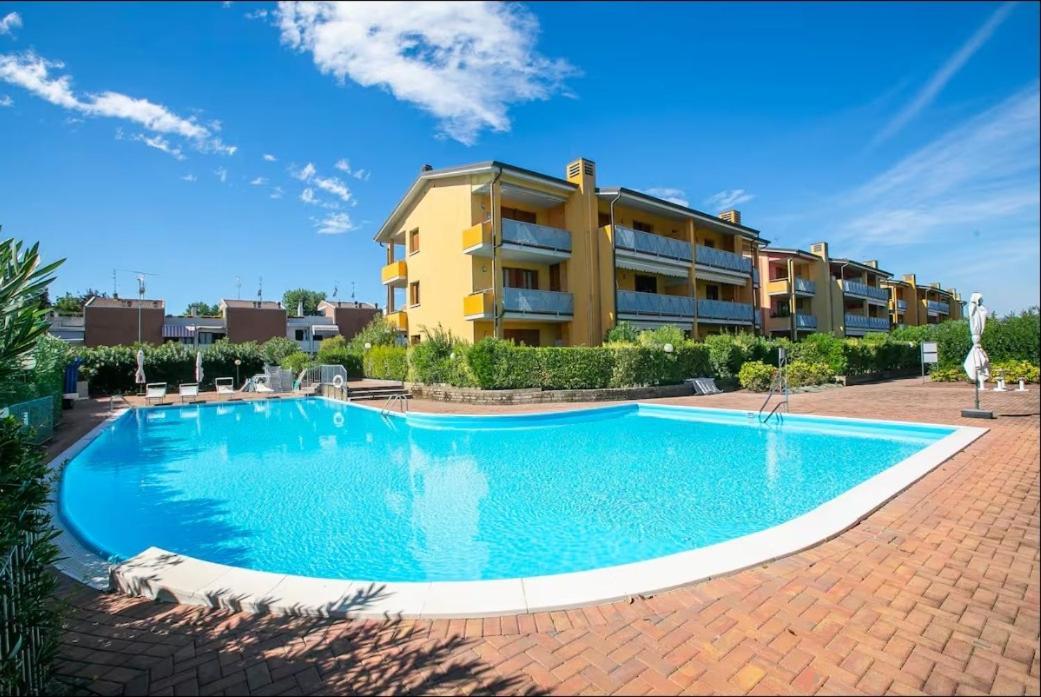 Garden Residence Appartamento Con Terrazzo E Piscina Desenzano del Garda Extérieur photo